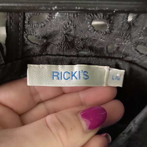 Cutest tank by Rickis - Picture 3 of 3